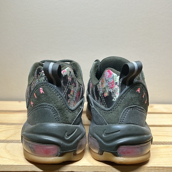 WMNS AIR MAX 98 'FLORAL CAMO - Picture 2 of 6